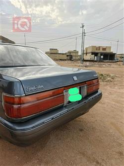 تۆیۆتا کراون